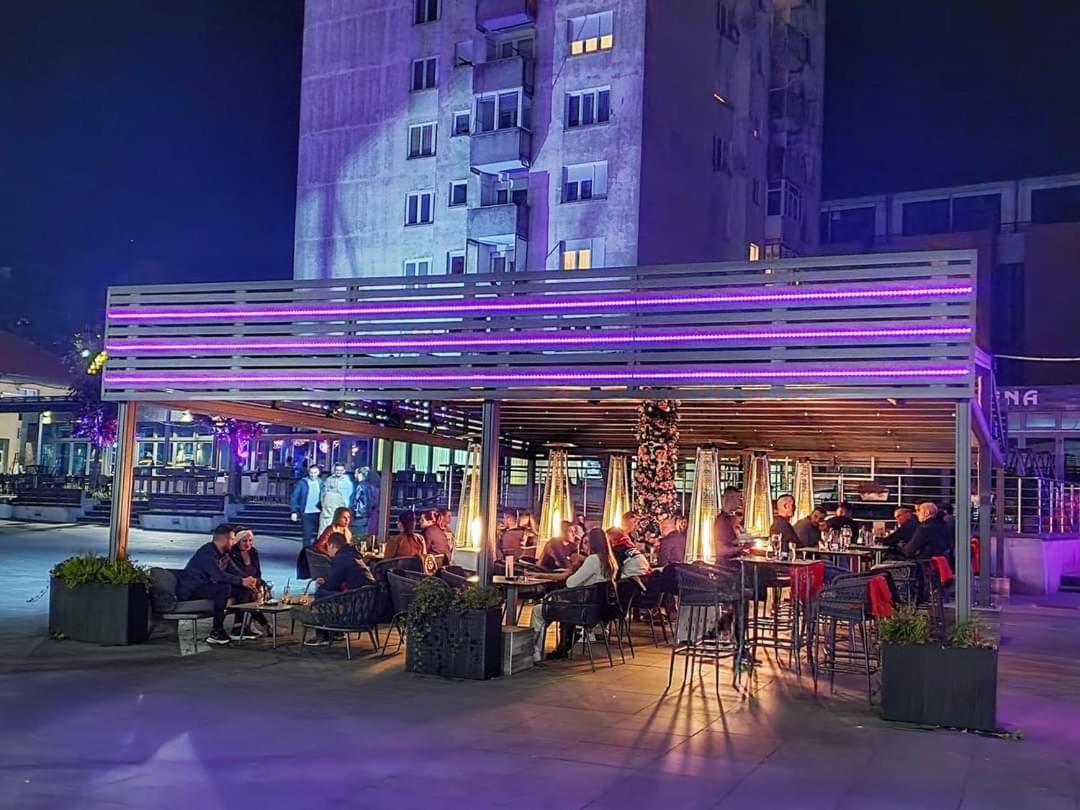Apartman City ลิฟโน ภายนอก รูปภาพ